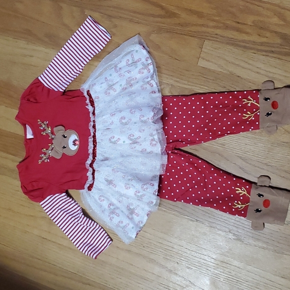 Little girl reindeer outfit, size 24 months